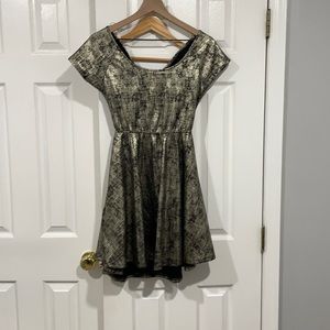 Cute dress for a preteen